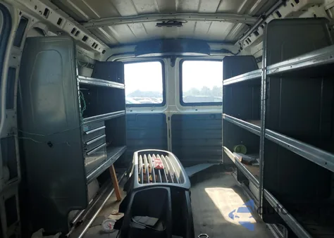 2015 GMC Savana G2500 z USA, uszkodzony, nr VIN 1GTW7FCF3F1236055